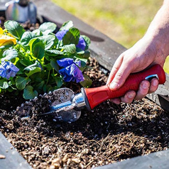 How Does a Transplanter Work?