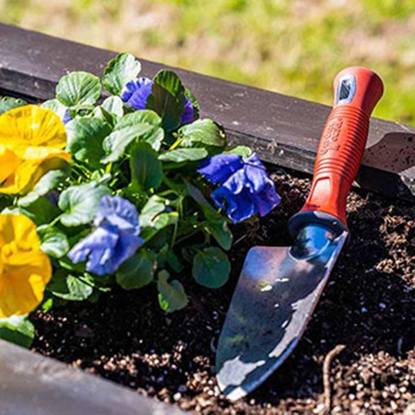 Trowel